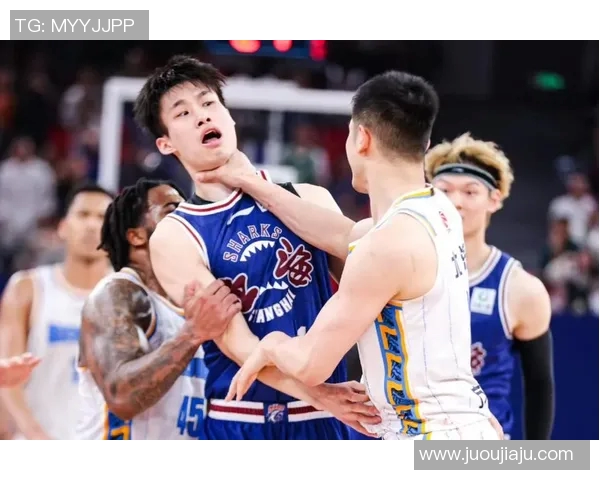 赛后分析：北京篮球队与上海篮球队的团队配合与战术执行探讨