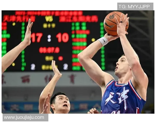 赛后分析：杭州篮球队与广州篮球队的比赛节奏与战术对比探讨