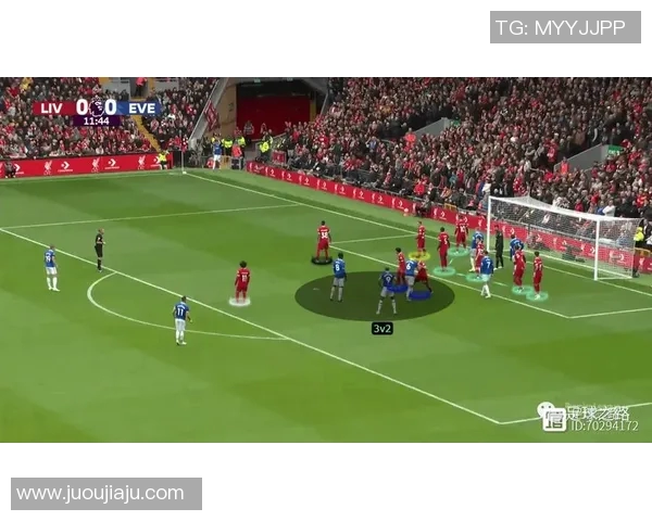 杭州足球队盯防战术解析与实战应用探讨