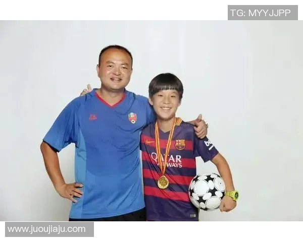 足球之星的激情演讲汇聚全球梦想与奋斗精神 足球之星的激情演讲汇聚全球梦想与奋斗精神