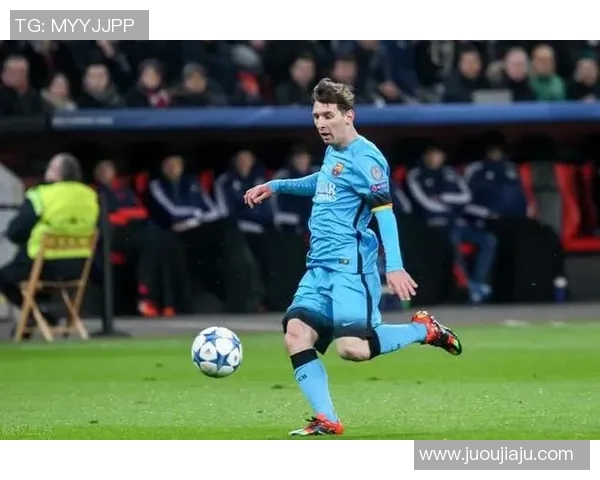 足球巨星的晚年生活与职业转型之路探秘