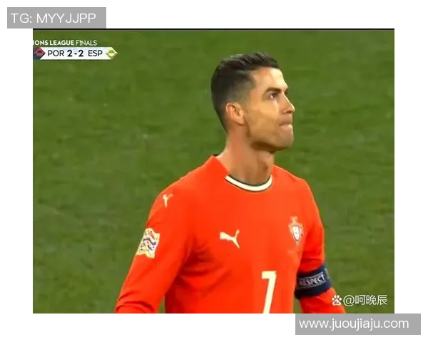 足球巨星退役时泪流满面感人瞬间回顾与球迷的深情告别