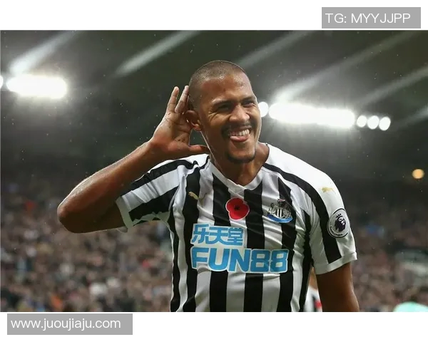 足球明星与前女友的情感纠葛揭秘:爱恨交织的背后故事 足球明星与前女友的情感纠葛揭秘:爱恨交织的背后故事