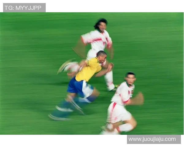 足球明星信息网站全面解析球员动态与职业生涯成就的最佳平台