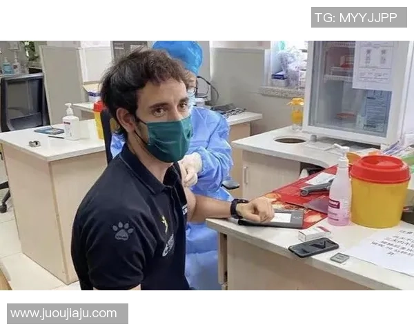 足球明星同款疫苗引发热潮球迷争相接种健康与运动的完美结合