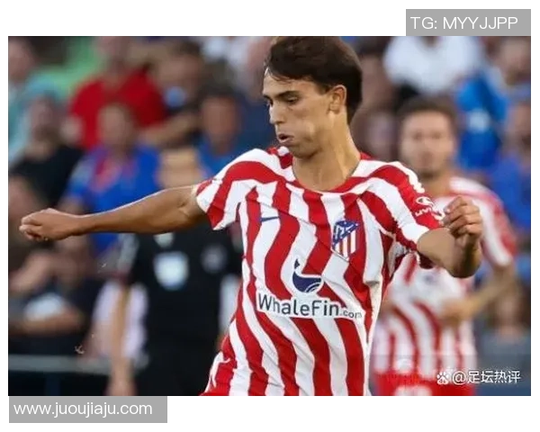 足球明星女友曝光私密视频引发热议网友热评不断引关注