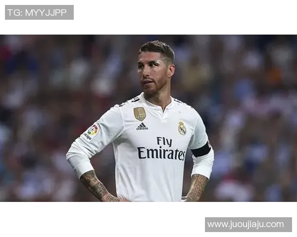 足球明星拉莫斯背头造型引领潮流时尚风向标