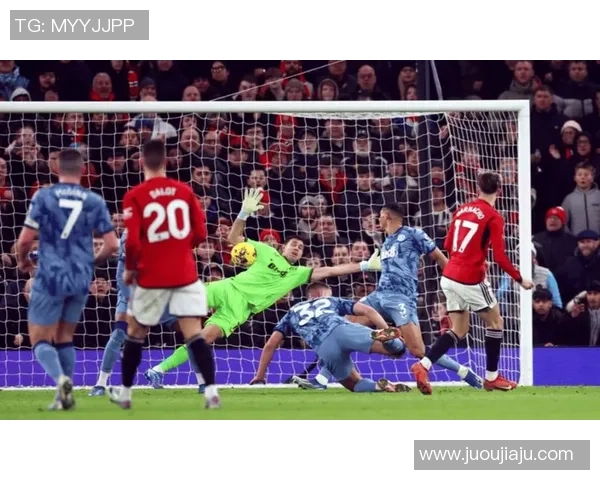 足球明星极限挑战射门技巧视频精彩瞬间回顾与分析