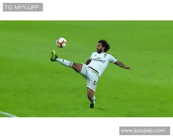 足球明星私下害羞瞬间大揭秘让你看到不一样的他们 足球明星私下害羞瞬间大揭秘让你看到不一样的他们